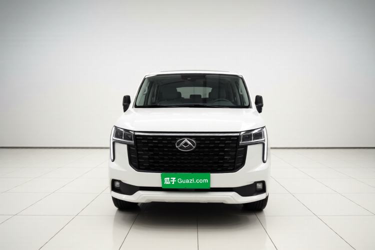 Used SAIC MAXUS Xintu V80 2023 2.0T Manual Classic Aoyuntong Short Wheelbase Ultra-Low Roof 5/6-Seater Exterior 1