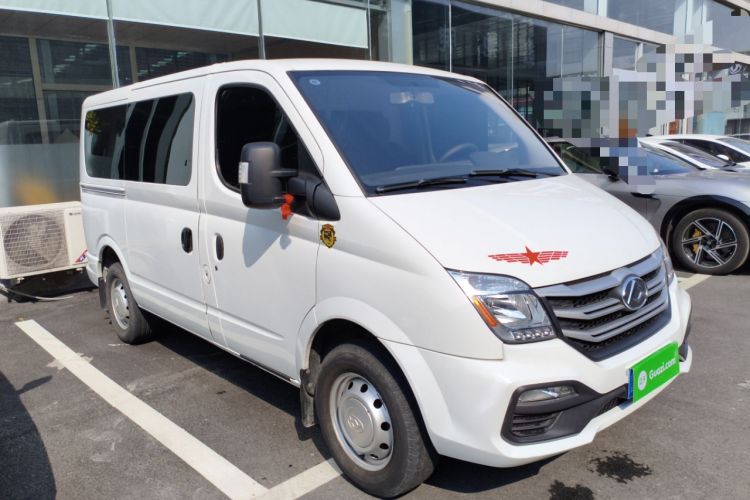 Used SAIC MAXUS Xintu V80 2023 2.0T Manual Classic Aoyuntong Short Wheelbase Ultra-Low Roof 5/6-Seater Exterior 1