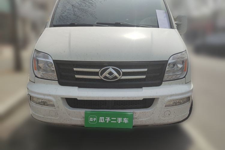 Used SAIC MAXUS Xintu V80 2023 2.0T Manual Classic Aoyuntong Power Version Short Wheelbase Ultra-Low Roof 5/6-Seater Exterior 1