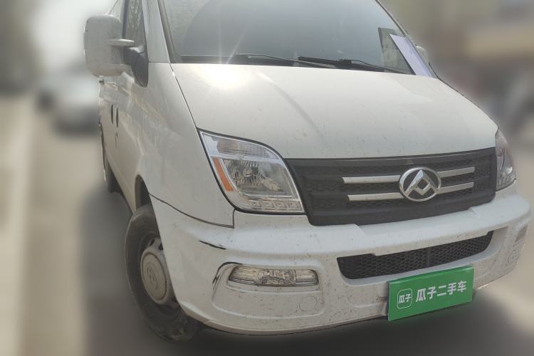 Used SAIC MAXUS Xintu V80 2023 2.0T Manual Classic Aoyuntong Power Version Short Wheelbase Ultra-Low Roof 5/6-Seater Exterior 2