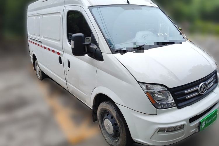 Used SAIC MAXUS Xintu V80 2023 2.0T Manual Classic City Delivery King Long Wheelbase Mid-Roof 3-Seater Exterior 2