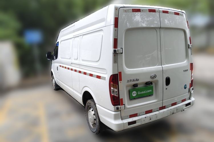 Used SAIC MAXUS Xintu V80 2023 2.0T Manual Classic City Delivery King Long Wheelbase Mid-Roof 3-Seater Exterior 3
