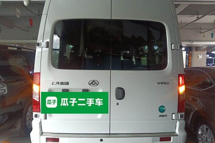 Used SAIC MAXUS Xintu V80 2023 2.0T AMT Classic Aoyuntong Short Wheelbase Mid-Roof 5/6-Seater Exterior 4