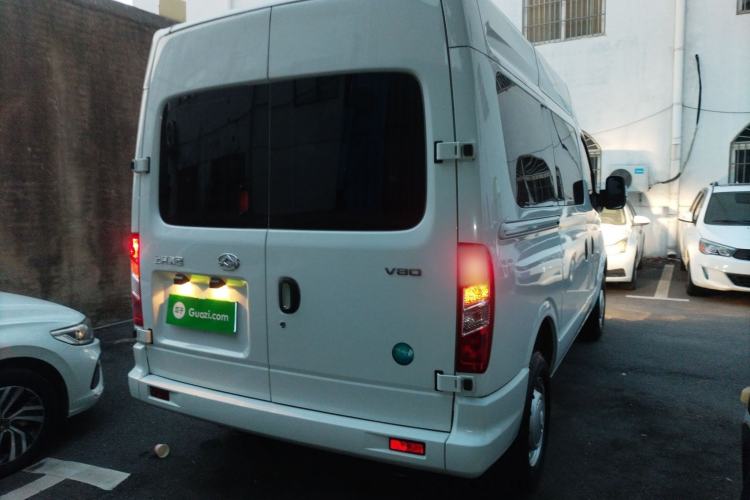 Used SAIC MAXUS Xintu V80 2023 2.0T Manual Classic Aoyuntong Short Wheelbase Mid-Roof 5/6-Seater Exterior 5