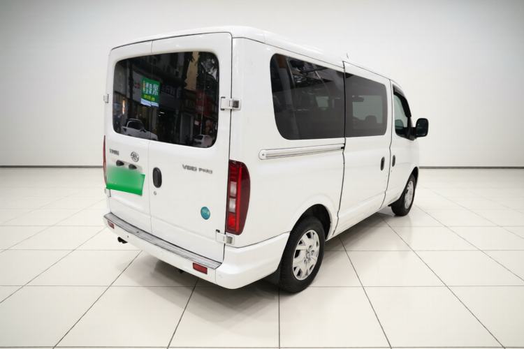 Used SAIC MAXUS Xintu V80 2023 2.0T Manual Classic Aoyuntong Short Wheelbase Ultra-Low Roof 5/6-Seater Exterior 5