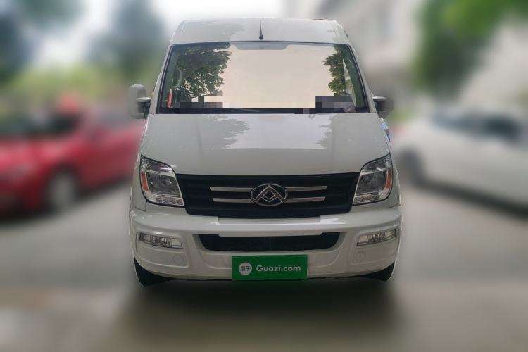 Used SAIC MAXUS Xintu V80 2023 2.0T AMT Classic Aoyuntong Long Wheelbase Mid-Height 6/7/8/9-Seater Front