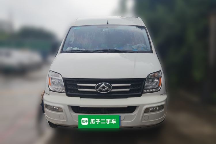 Used SAIC MAXUS Xintu V80 2023 2.0T Manual Classic Aoyuntong Power Version Long Wheelbase Mid-Roof Design 6/7/8/9-Seater Front