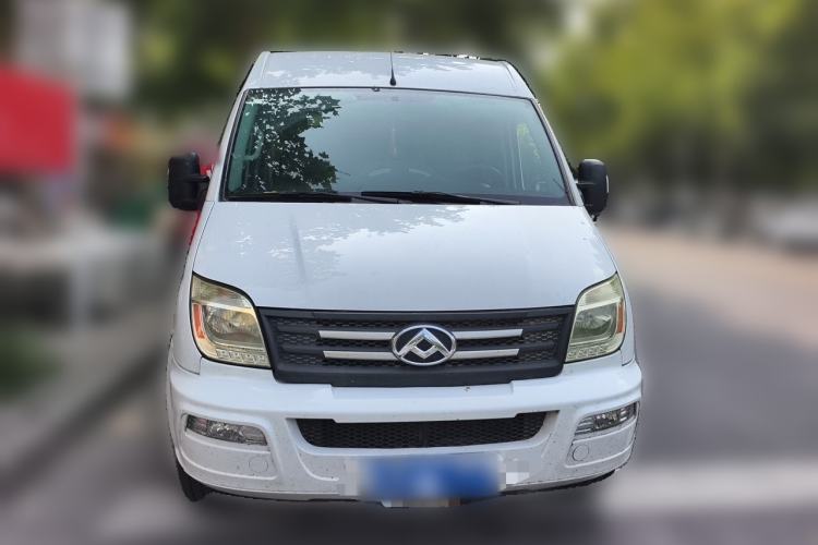 Used SAIC MAXUS Xintu V80 2023 2.0T Manual Classic Aoyuntong Short Wheelbase Mid-Roof 5/6-Seater Front