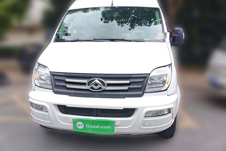 Used SAIC MAXUS Xintu V80 2023 2.0T Manual Classic Aoyuntong Long Wheelbase Mid-Height 6/7/8/9-Seater Front