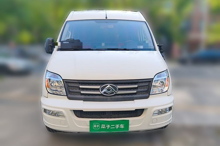 Used SAIC MAXUS Xintu V80 2023 2.0T Manual Classic Aoyuntong Long Wheelbase Mid-Height 6/7/8/9-Seater Front