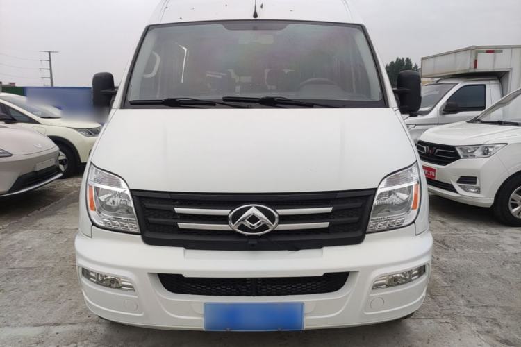 Used SAIC MAXUS Xintu V80 2023 2.0T Manual Classic Aoyuntong Long Wheelbase Mid-Height 6/7/8/9-Seater Front
