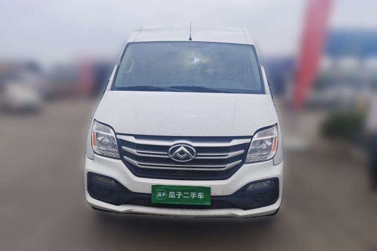 Used SAIC MAXUS Xintu V80 2023 2.0T Manual Classic Aoyuntong Long Wheelbase Mid-Height 6/7/8/9-Seater Front