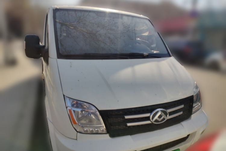Used SAIC MAXUS Xintu V80 2023 2.0T Manual Classic Aoyuntong Long Wheelbase Ultra-Low Roof 6/7/8/9-Seater Front
