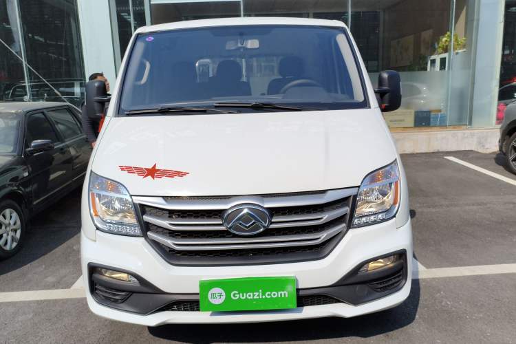 Used SAIC MAXUS Xintu V80 2023 2.0T Manual Classic Aoyuntong Short Wheelbase Ultra-Low Roof 5/6-Seater Front