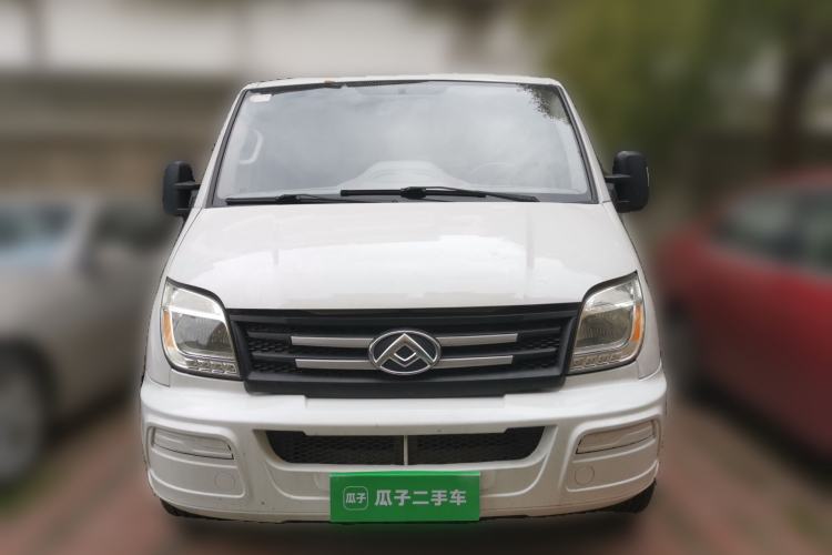 Used SAIC MAXUS Xintu V80 2023 2.0T Manual Classic Aoyuntong Short Wheelbase Ultra-Low Roof 5/6-Seater Front