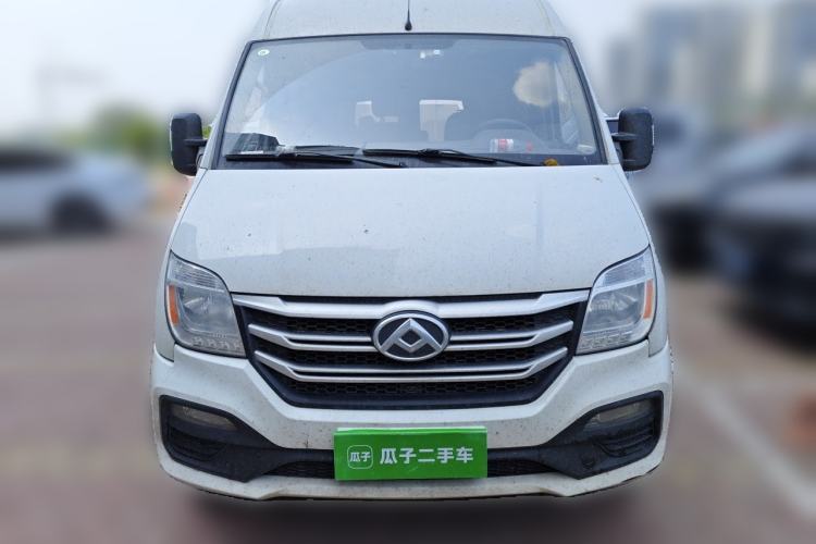 Used SAIC MAXUS Xintu V80 2023 2.0T AMT Classic Aoyuntong Long Wheelbase Mid-Height 6/7/8/9-Seater Front