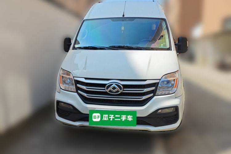 Used SAIC MAXUS Xintu V80 2023 2.0T Manual Classic City Delivery King Long Wheelbase High Roof 3 Seats Front