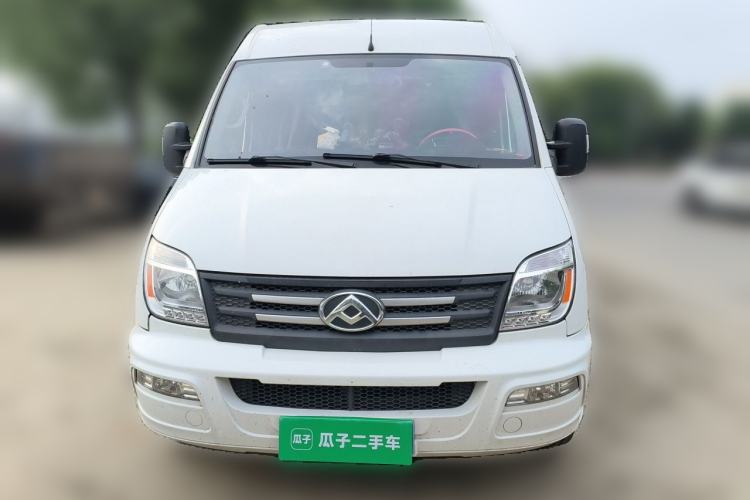 Used SAIC MAXUS Xintu V80 2023 2.0T AMT Classic Aoyuntong Long Wheelbase Mid-Height 6/7/8/9-Seater Front