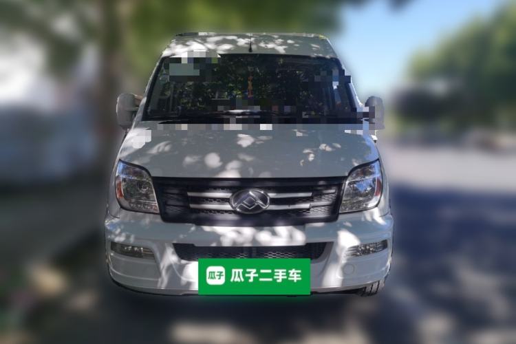 Used SAIC MAXUS Xintu V80  Front