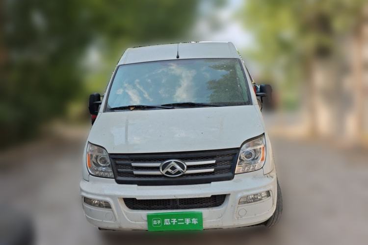 Used SAIC MAXUS Xintu V80 2023 2.0T Manual Classic Aoyuntong Long Wheelbase Mid-Height 6/7/8/9-Seater Front
