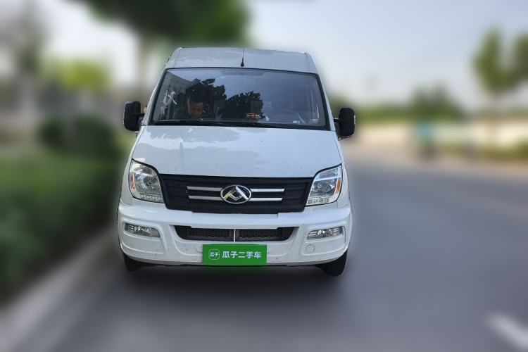 Used SAIC MAXUS Xintu V80 2023 2.0T Manual Classic Aoyuntong Long Wheelbase Mid-Height 6/7/8/9-Seater Front