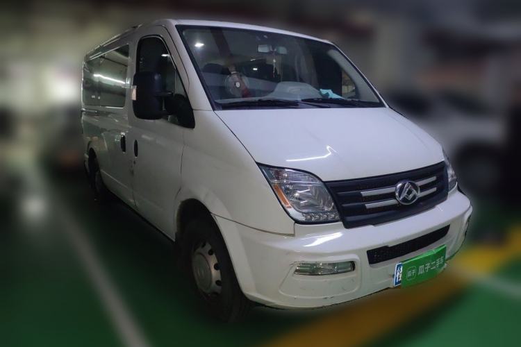 Used SAIC MAXUS Xintu V80 2023 2.0T Manual Classic Aoyuntong Short Wheelbase Ultra-Low Roof 5/6-Seater Front Right 45 Deg
