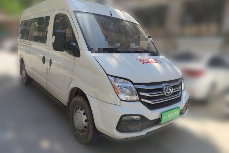 Used SAIC MAXUS Xintu V80 2023 2.0T Manual Classic Aoyuntong Long Wheelbase Mid-Height 6/7/8/9-Seater Front Right 45 Deg