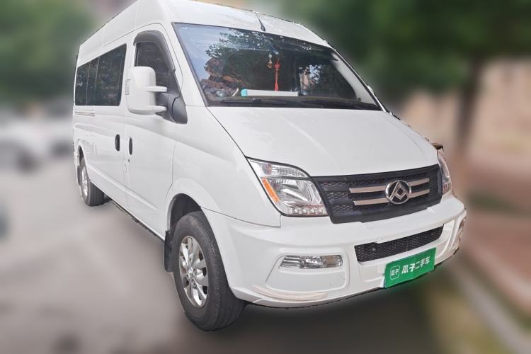 Used SAIC MAXUS Xintu V80 2023 2.0T AMT Classic Aoyuntong Long Wheelbase Mid-Height 6/7/8/9-Seater Front Right 45 Deg