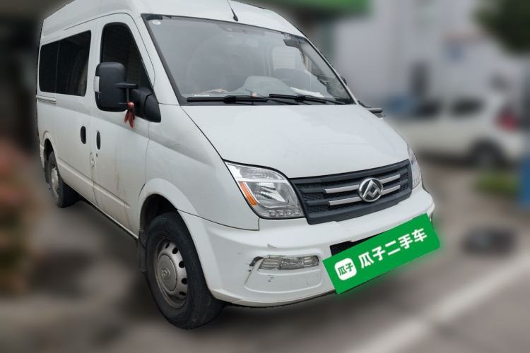 Used SAIC MAXUS Xintu V80  Front Right 45 Deg