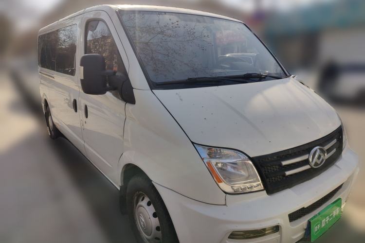 Used SAIC MAXUS Xintu V80 2023 2.0T Manual Classic Aoyuntong Long Wheelbase Ultra-Low Roof 6/7/8/9-Seater Front Right 45 Deg