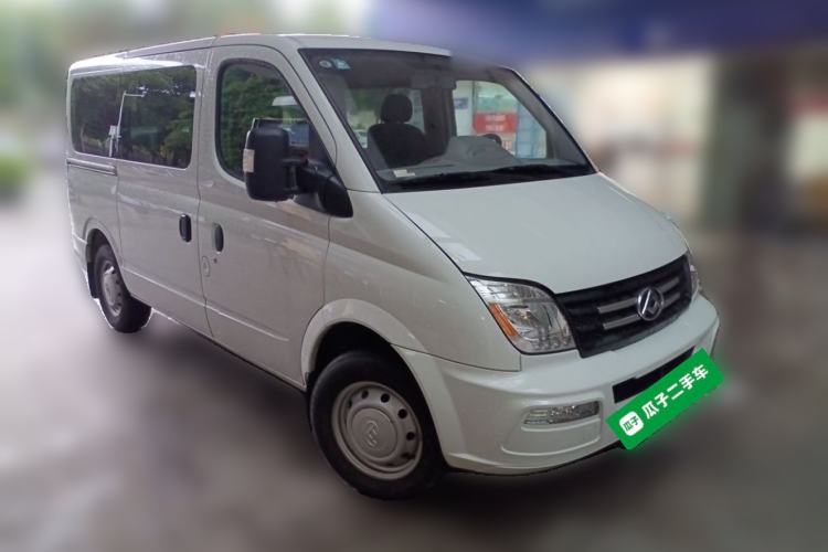 Used SAIC MAXUS Xintu V80 2023 2.0T AMT Classic Aoyuntong Short Wheelbase Mid-Roof 5/6-Seater Front Right 45 Deg