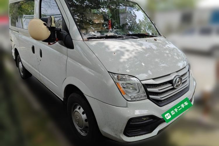 Used SAIC MAXUS Xintu V80 2023 2.0T Manual Classic Aoyuntong Short Wheelbase Mid-Roof 5/6-Seater Front Right 45 Deg