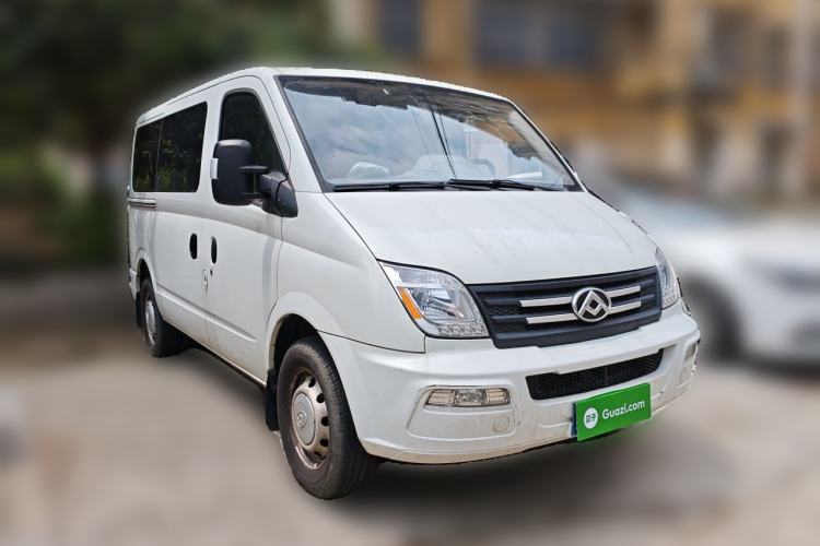 Used SAIC MAXUS Xintu V80 2023 2.0T AMT Classic Aoyuntong Short Wheelbase Ultra-Low Roof 5/6-Seater Front Right 45 Deg
