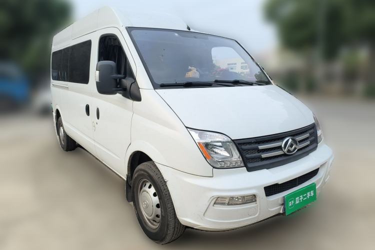 Used SAIC MAXUS Xintu V80 2023 2.0T AMT Classic Aoyuntong Long Wheelbase Mid-Height 6/7/8/9-Seater Front Right 45 Deg