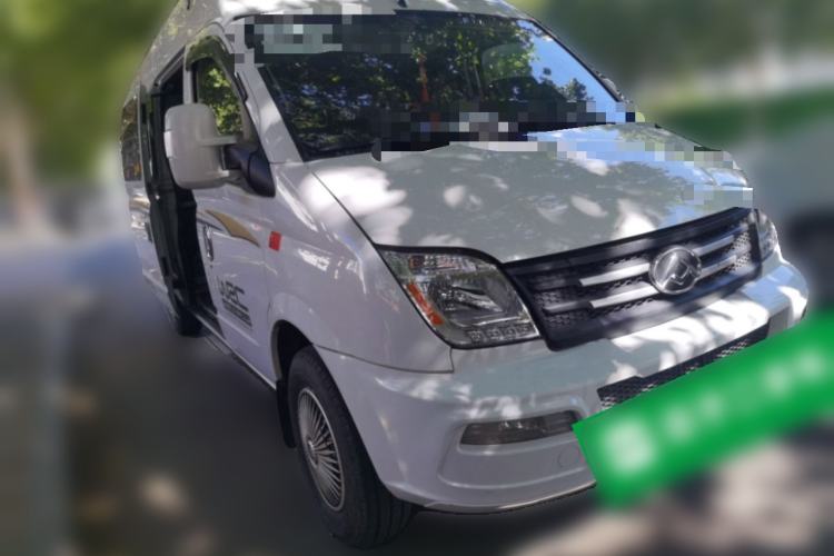 Used SAIC MAXUS Xintu V80  Front Right 45 Deg