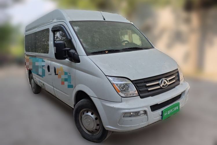 Used SAIC MAXUS Xintu V80 2023 2.0T Manual Classic Aoyuntong Long Wheelbase Mid-Height 6/7/8/9-Seater Front Right 45 Deg