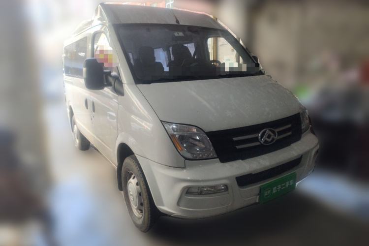 Used SAIC MAXUS Xintu V80 2023 2.0T Manual Classic Aoyuntong Short Wheelbase Mid-Roof 5/6-Seater Front Right 45 Deg