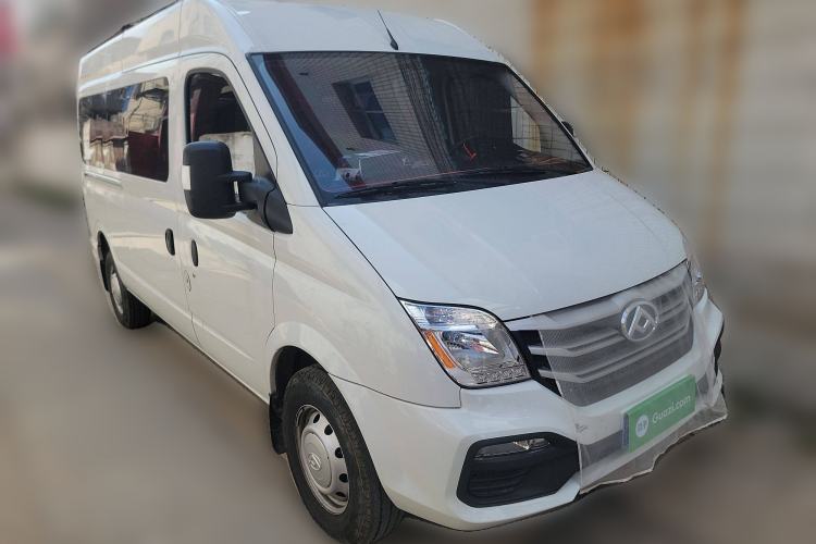 Used SAIC MAXUS Xintu V80 2023 2.0T Manual Classic Aoyuntong Long Wheelbase Mid-Height 6/7/8/9-Seater Front Right 45 Deg