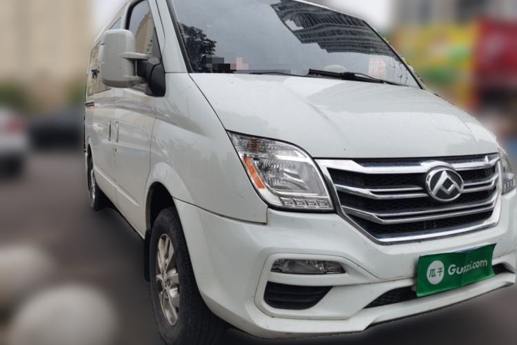 Used SAIC MAXUS Xintu V80 2023 2.0T PLUS AMT City Edition Short Wheelbase Ultra-Low Roof 5/6-Seater Front Right 45 Deg