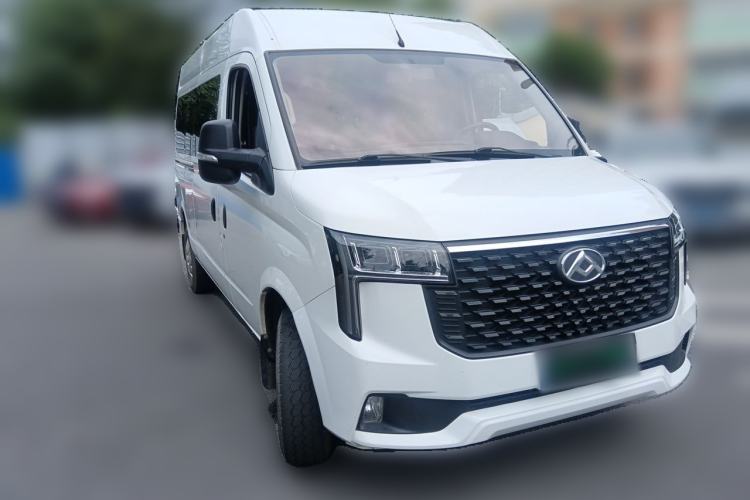 Used SAIC MAXUS Xintu V80 2023 2.0T Manual Classic Aoyuntong Long Wheelbase Mid-Height 6/7/8/9-Seater Front Right 45 Deg