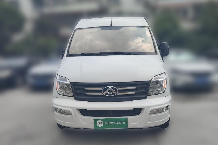 Used SAIC MAXUS Xintu V80 2023 2.0T Manual Classic Aoyuntong Long Wheelbase Mid-Height 6/7/8/9-Seater Front