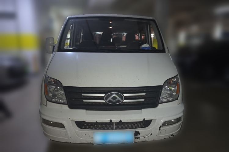 Used SAIC MAXUS Xintu V80 2023 2.0T AMT Classic Aoyuntong Power Version Short Wheelbase Ultra-Low Roof 5/6-Seater Front