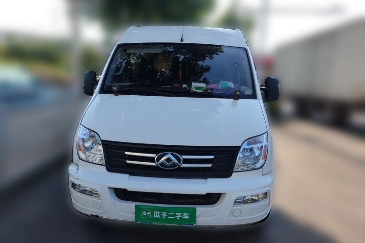 Used SAIC MAXUS Xintu V80 2023 2.0T Manual Classic Aoyuntong Long Wheelbase Mid-Height 6/7/8/9-Seater Front