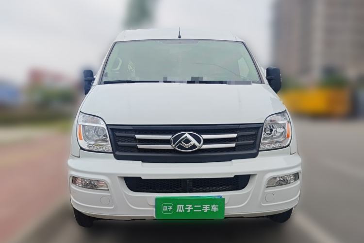 Used SAIC MAXUS Xintu V80 2023 2.0T Manual Classic Aoyuntong Long Wheelbase Mid-Height 6/7/8/9-Seater Front