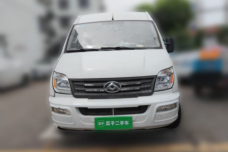 Used SAIC MAXUS Xintu V80 2023 2.0T Manual Classic Aoyuntong Long Wheelbase Mid-Height 6/7/8/9-Seater Front