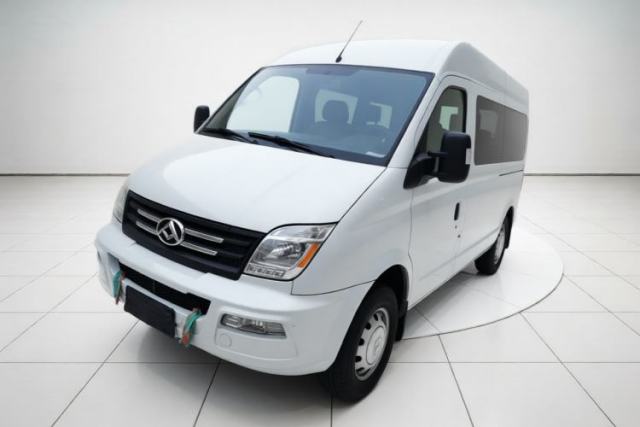 SAIC MAXUS Xintu V80 2023 2.0T Manual Classic Aoyuntong Long Wheelbase Mid-Height 6/7/8/9-Seater مستعملة