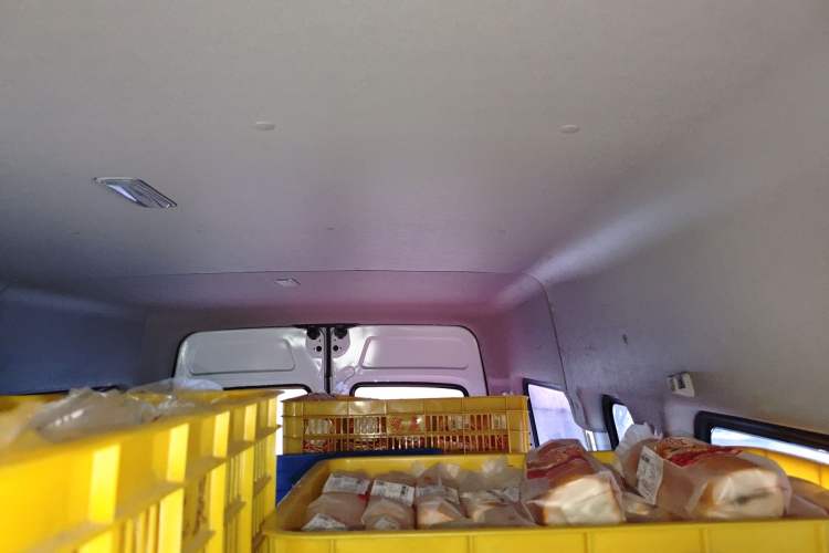 Used SAIC MAXUS Xintu V80 2023 2.0T Manual Classic Aoyuntong Long Wheelbase Mid-Height 6/7/8/9-Seater Headliner