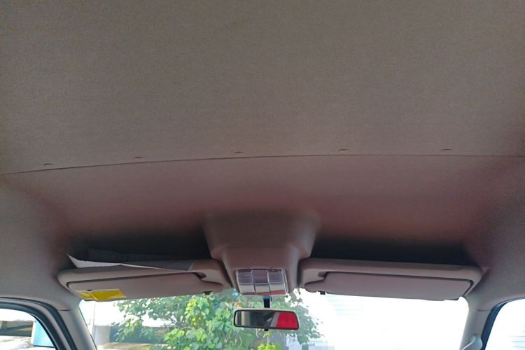 Used SAIC MAXUS Xintu V80 2023 2.0T Manual Classic Aoyuntong Long Wheelbase Mid-Height 6/7/8/9-Seater Headliner