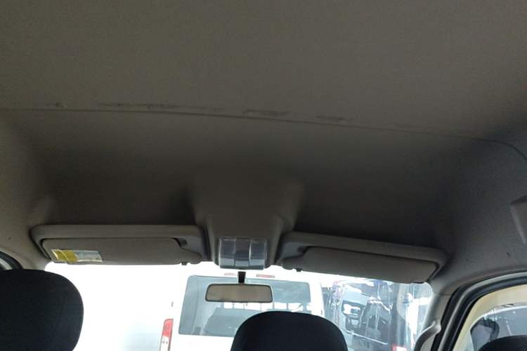 Used SAIC MAXUS Xintu V80 2023 2.0T Manual Classic Aoyuntong Long Wheelbase Mid-Height 6/7/8/9-Seater Headliner