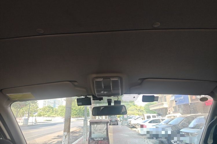 Used SAIC MAXUS Xintu V80  Headliner